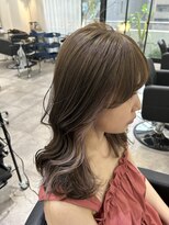 カフカ(CAFCA)&nbsp;ピンクグレージュのインナーカラー