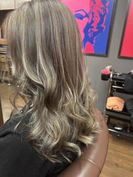 ゼニス(Zenith) ハイライトカラー