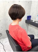 レイヤーカット イメチェン ホワイトブロンド/シャドウレイヤー