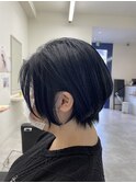 耳掛けショートボブ