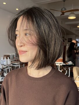 ビュートリアム 七里ヶ浜(BEAUTRIUM) 大人女子♪外国人風ミディアムロブとハイライトブリーチカラー