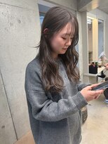 エウペ 渋谷(WEUPE)&nbsp;斜めバング/グレージュカラー/デザインカラー/シルキーベージュ