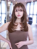 ケアリー 志木(Carelly) デザインカラー/レイヤーカット/ウェットヘア/オリーブベージュ