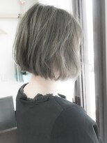 ヘアーアンドアトリエ マール(Hair&Atelier Marl) 【Marlアプリエ】オリーブグレージュのショートボブ