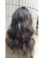 アフ(ahu)&nbsp;シルバーアッシュカラー