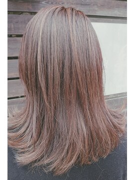 ノマニカ ミラート バイ ルレーヴ(noma-nika mirrort by Le reve) くすみグレージュ