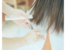 褒められる似合わせカットを意識♪ミリ単位にこだわった繊細なカット☆