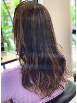 カーサ バイ ハミュウ たまプラーザ(CASA by Humium) 20代30代◎大人可愛いロング×モカベージュ×バレイヤージュ