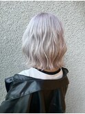 人と差がつく！ホワイト系カラー