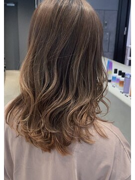 ルッソリベラ 池袋(Lusso libera) ニュアンスカラー◎30代40代50代