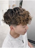 スペインカールスパイラルパーマ束感メンズパーマツーブロック