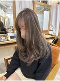 小顔 ネビージュアッシュグレージュハイライトカラー◎