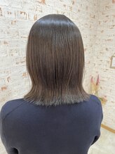 レフアヘアーガーデン(Lehua Hair Garden) 切りっぱなしミディアム
