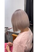 ホワイトラベンダー/ショートボブ/ホワイト系カラー