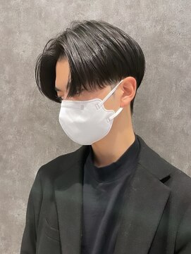 バックス メンズヘアー(BUCKS men's hair) センターパート/マッシュ/ニュアンスパーマ/前下がり