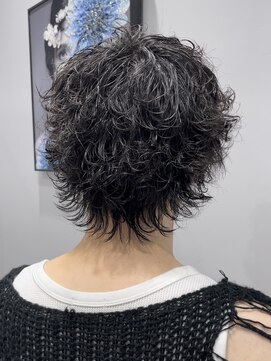 アリュア(Allure) 黒髪/メンズパーマ/ウェーブパーマ/オシャレパーマ