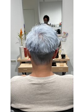 リベイル(LIVEIL) マスターカラー