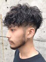 エリマ 調布(elima)&nbsp;ツイストスパイラルパーマメンズマッシュセンターパートウルフ