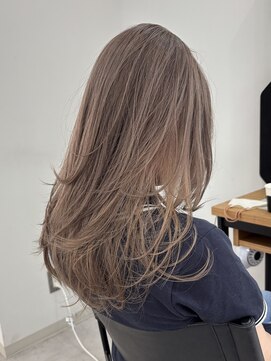 ウル 岡山駅店(ULu.) 外国人風コントラストハイライトカラーグラデーションブリーチ