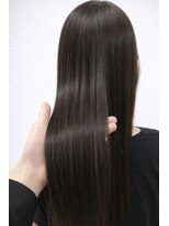 フォイルヘアー(Foil.hair)&nbsp;大人女性の髪質改善ストレート　自然な艶ロング