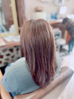 アート(art)&nbsp;ミディアムレイヤー×白髪ぼかしハイライト