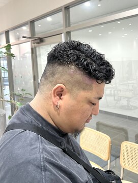 アッドバイケンジ(Add.. by KENJE) カット＋パーマ【戸塚/戸塚駅/戸塚駅近/メンズ/メンズカット/