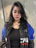 オルカ(ORCA) 海外レイヤーレイヤーカットダークブルーニュアンスウルフ