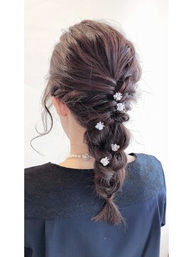 美容室プラザ 王寺店 編みおろしアレンジ