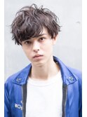 ビジネスマンに人気！くせ毛風パーマ×フェザーマッシュ