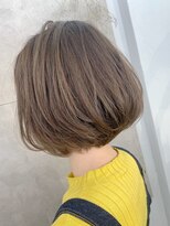 アヴァロン(AVALON) 美シルエット☆イルミナカラー×大人ショートボブ 横顔美人
