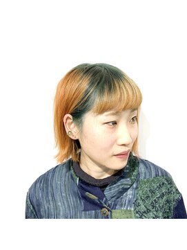 プランクスター(prankster) [prankster]切りっぱなしボブのグリーンとオレンジ個性派カラー
