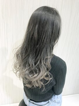 アクト 原宿(ACT) シルバーグラデーション