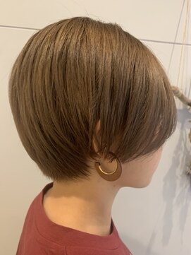 ニナル(Ninal) 『小顔ショート×ミルクティーベージュ』イルミナカラー☆