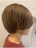 『小顔ショート×ミルクティーベージュ』イルミナカラー☆