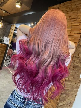 ラピス 横浜(Lapis) ピンクグラデーション