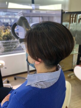 サガ 三本柳店(Saga) 刈上げショートスタイル