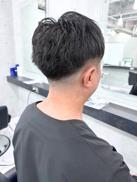 エンディアリング 東銀座(Endearing) ハイライト/ツーブロックマッシュ/束感/波巻き/銀座/東銀座