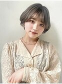 丸みショート×ナチュラルハイトーングレージュカラー