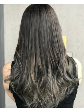 ヘアーデザイン ディードット ウル(D. ulu) バレイヤージュ&グレージュカラー