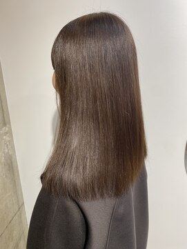 イロ(iro*) ☆似合わせ髪質改善ブラウンストレートヘア