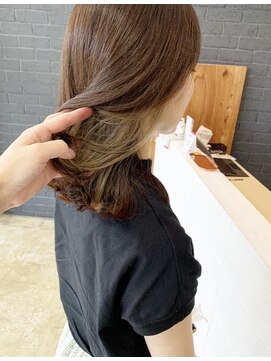 ニド(2do) ベージュインナーカラー