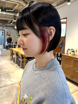 ダンボ(DUMBO) インナーカラー　ミニボブ  イヤリングカラー