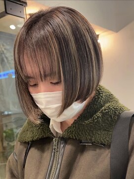 ヘアリゾート粋 新宿三丁目本店 ハイライトカラー/ミルクティーベージュ/ショートボブ