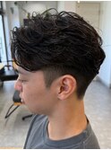 波巻きスパイラルパーマラルフカールメンズセンターパート緩め