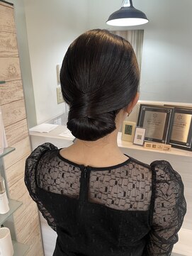 ハイル(KHAIR) タイトシニヨン♪/梅田美容室/金城二千夏