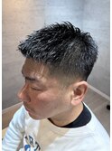 stylist 根本　メンズスタイル　アップバング刈り上げ
