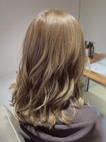 ヘアーリゾート ビッグアップ(hair resort Big up)&nbsp;柔らかミルクティーベージュのダブルカラー！