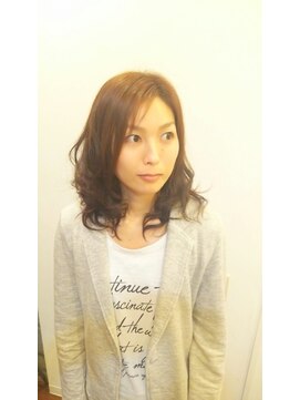 ヘアーアンドメイク ルシア(hair&make Lucia) 大人ミディアム