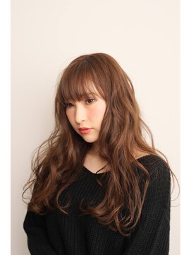 ソーホー ニューヨーク シズオカ(SOHO newyork SHIZUOKA) 小顔ゆるふわ波ウェーブロング