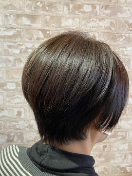 サクラ(SAKURA) ショート